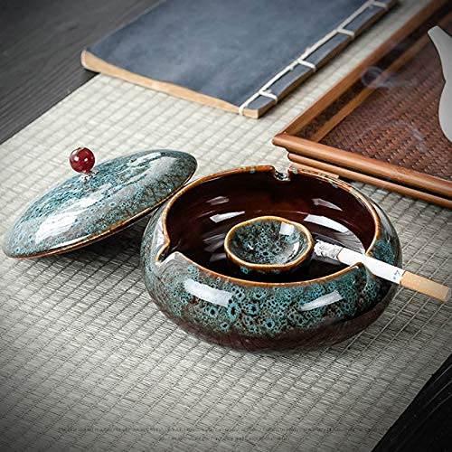 5.7-Inch Ceramic Ashtray with Lid - Windproof Desktop Ash Holder