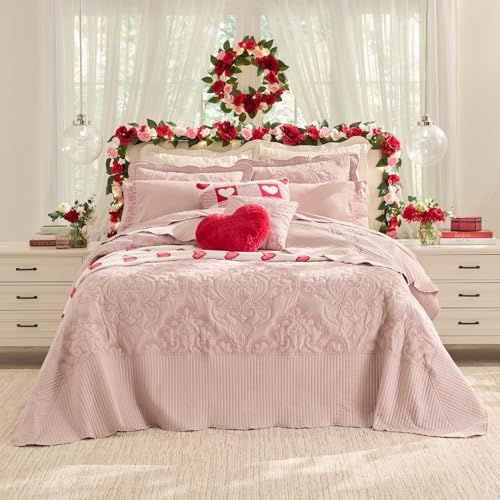Oversized King Bedspread in Ivory - Luxurious Quilted Design