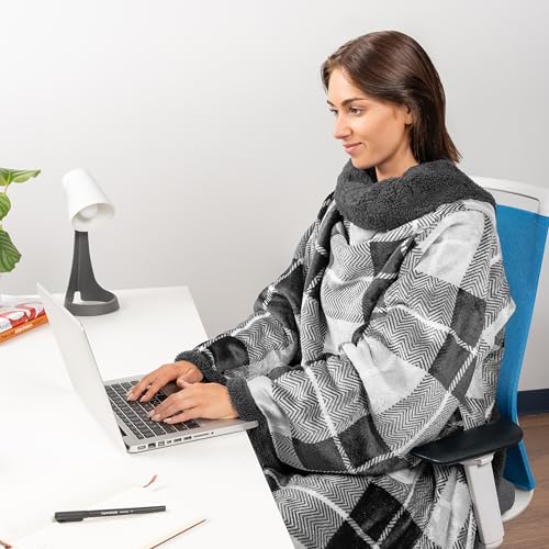 Wearable Blanket with Sleeves and Pocket, Soft Fleece Sherpa Throw Wrap