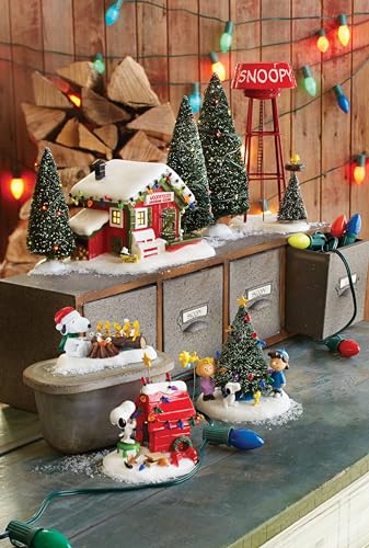 Peanuts Snoopy Dog House Christmas Tabletop Decoration with Woodstock