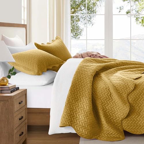 California King Embossed Quilt Bedding Set - 3 Piece Microfiber Coverlet (Ochre)