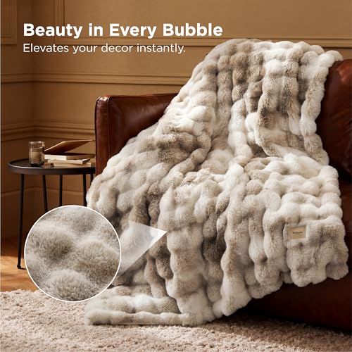 Bedsure Soft Faux Fur Throw Blanket - Plush Cozy Bubble Fleece Cover
