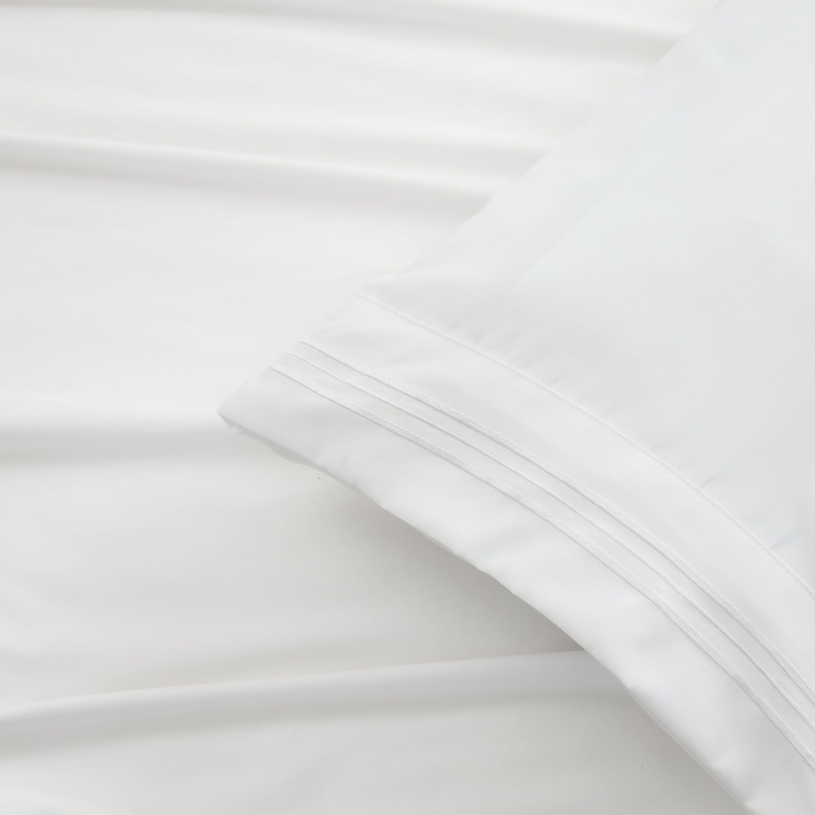 WODFAMY Microfiber Easy Fit Twin Size Bed Sheet Set Extra Soft Deep Pockets Luxury Hotel 3 Piece Set White Bed Sheets Twin Sheets