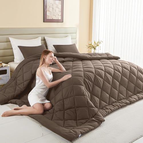 Oversized Alaskan King Comforter 132x120 - Soft Lightweight Duvet