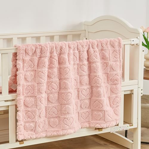 Yurhap Heart Plush Fleece Baby Blanket, Soft Sherpa Crib Blanket, 30"x40"