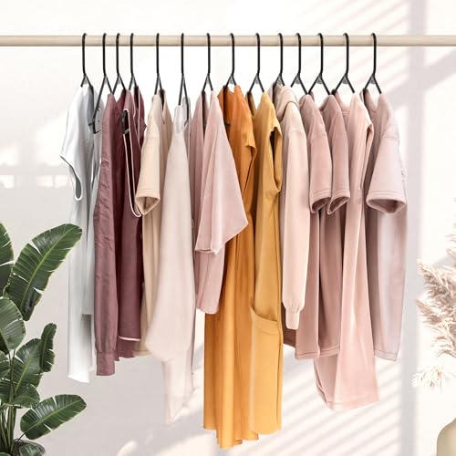 NEATERIZE Heavy Duty Plastic Clothes Hangers 20 Pack Black Space Saving
