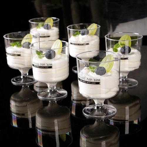 DI QIU REN 120 Pcs 5oz Dessert Cups with Golden Spoon, Plastic Dessert Parfait Cup Clear Appetizer Pudding Cup, Round Serving Goblet Cups Shot Glasse (with Gold Rim,Gold Spoon,Cocktail Picks)