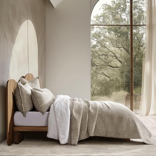 EverGrace King Size Velvet Quilt Set, Striped Channel Bedspread & 2 Shams
