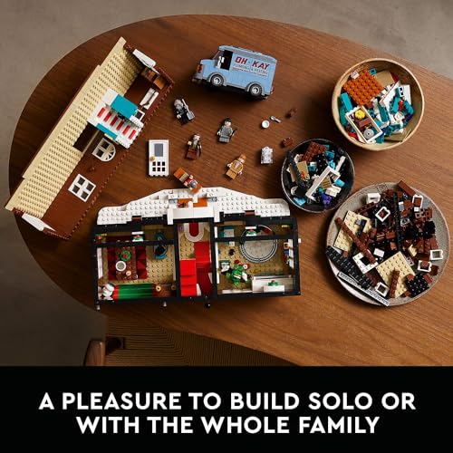 McCallisters' House Building Set - Collectible Movie Model Kit