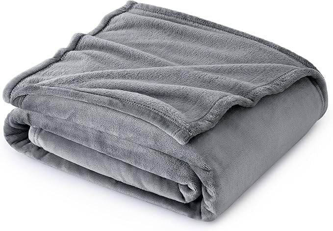 Skiennix Fleece King Size Blanket - Soft, Lightweight Plush in Light Blue | Cozy Microfiber Throw (39.4" × 59.1")