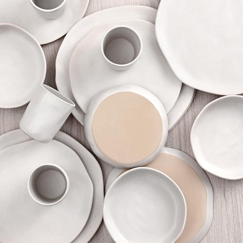 Cabtnca Modern Ceramic Dinnerware Sets for 4, 16 Pieces Stoneware Plates and Bowls Sets, Highly Chip Scratch Resistant, Microwave & Dishwasher Safe Dish Set for Home Kitchen, Speckled White