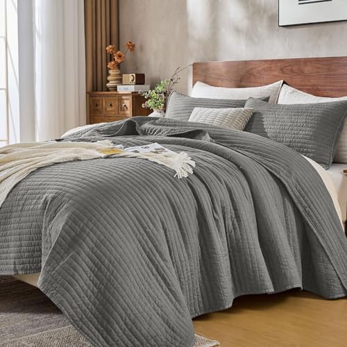 DOWN HOME Vintage Washed Microfiber Queen Quilt Set with Shams - Ash Gray