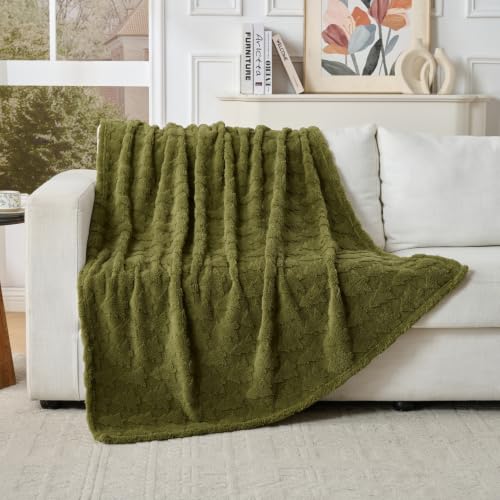 Christmas Tree Throw Blanket 50x60 Inches - Cozy Fleece with Embossed Tree Pattern - Olive Green - Xmas Tree Green / Throw(50x60)