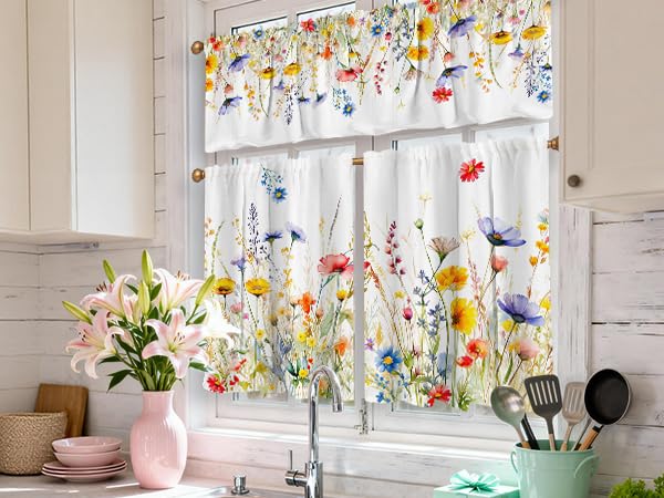 3-Piece Spring Kitchen Curtain Set with Valance & Tiers