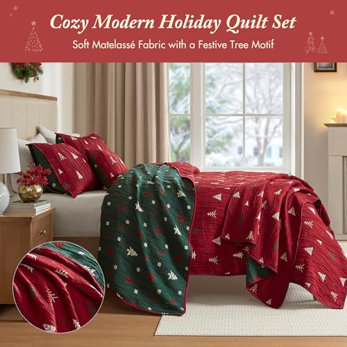 Madison Park Christmas Coverlet Set Queen 3pc Red & Green Holiday Bedding