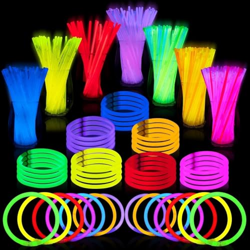 JOYIN 100 Pcs 8 Inch Glow Sticks Bulk Party Favors Pack with Connectors