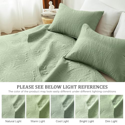Akkialla Sage Green Full/Queen Quilt Set - 3-Piece Bedspread Coverlet