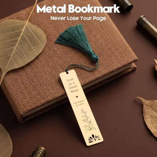 Book Lover Gift Set (Variation: This listing) – 9-Piece Reading Essentials Gift Box for Women