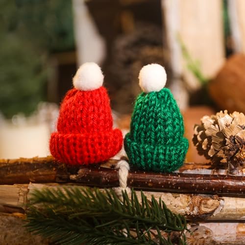HANSGO Mini Knit Santa Hats for Crafts - 30 pcs Red & Green Tiny Wool Beanies