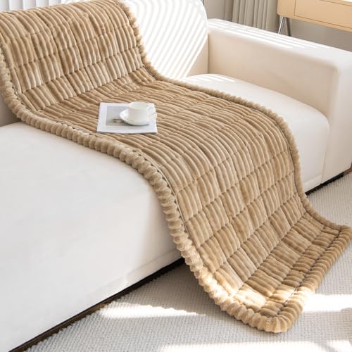 Non-Slip Pet Couch Cover & Furniture Protector - Washable Sofa Mat (27" x 71")