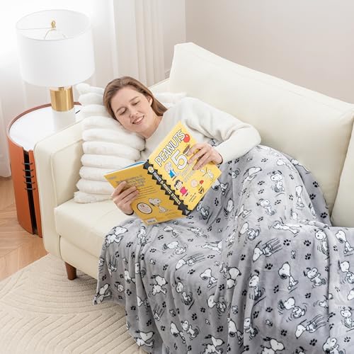 Berkshire Blanket Peanuts Snoopy VelvetLoft Plush Throw Blanket, 55" x 70"