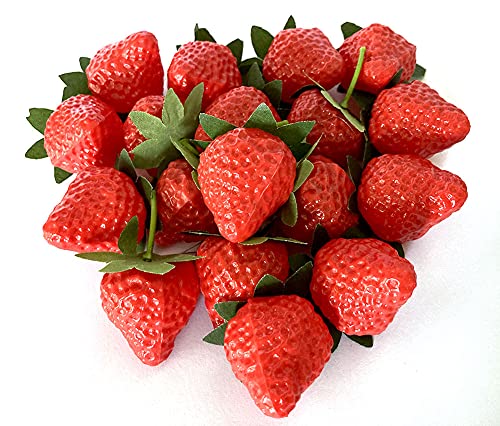 18PCS Realistic Plastic Artificial Red Strawberries for Decoration