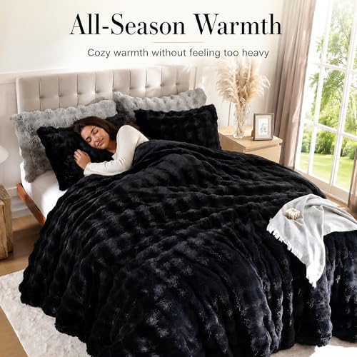 Queen Faux Fur Comforter Set - Soft Fluffy Black Bedding (3-Piece)