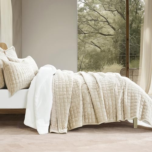 RECYCO Velvet Quilt Set King Size - Soft Channel Stitched Bedspread with 2 Shams