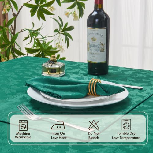 HomeJoy Dark Green Holly Berry Jacquard Cloth Napkins Set of 8 - Festive Table Decor