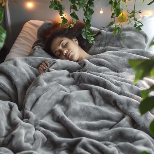 Bedsure Fleece Bed Blanket Queen Size Grey Lightweight Soft Warm