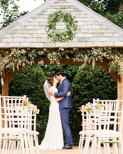 19-Inch Artificial Eucalyptus & Boxwood Front Door Wreath with Berries