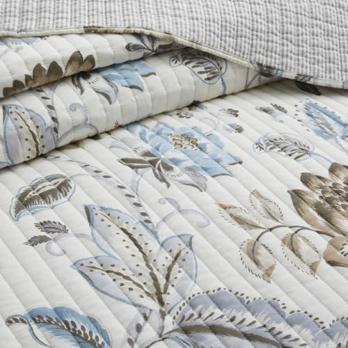 King Bedspread Set with Floral Design & Reversible Shams - Cotton