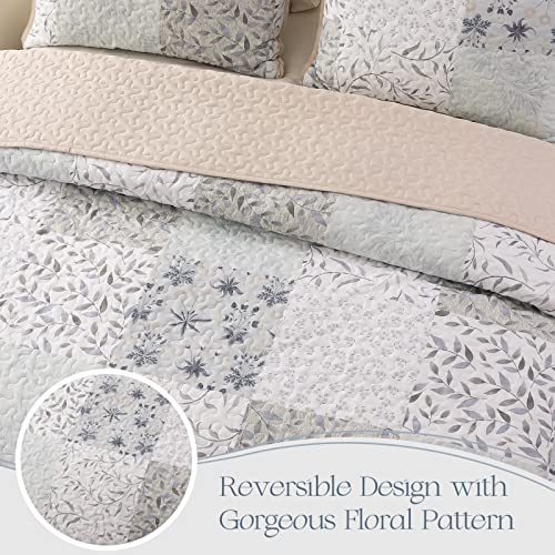 Exclusivo Mezcla Reversible Boho Floral Queen Quilt Set - Gray (3-Piece)