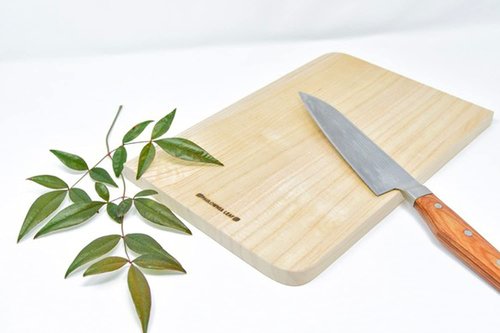 Kiri (Japanese Paulownia) Wooden Cutting Board, Made in Japan, Handmade, 8.2 x 12.5 inches