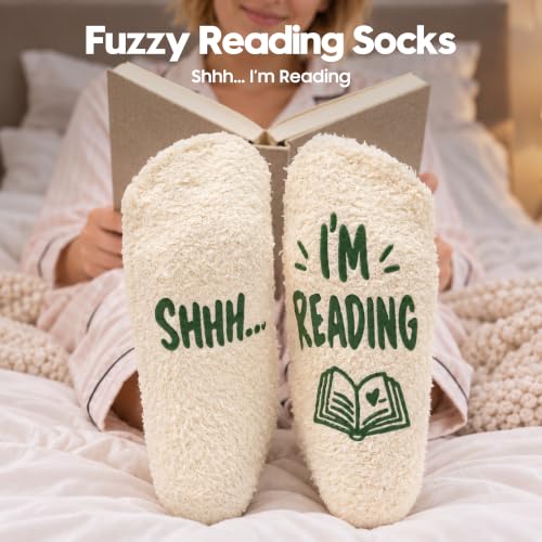 Book Lover Gift Set (Variation: This listing) – 9-Piece Reading Essentials Gift Box for Women