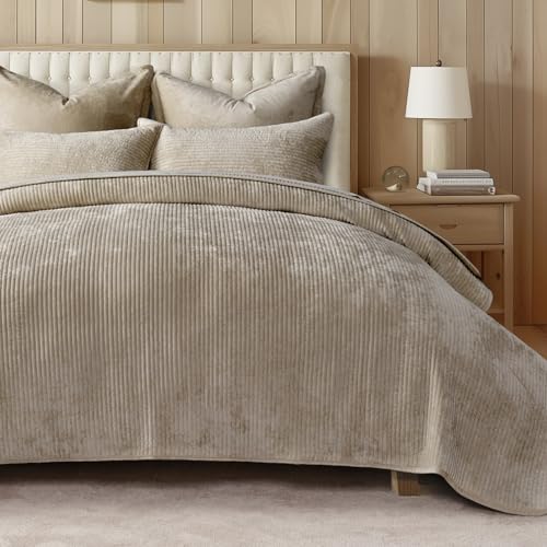 EverGrace King Size Velvet Quilt Set, Striped Channel Bedspread & 2 Shams