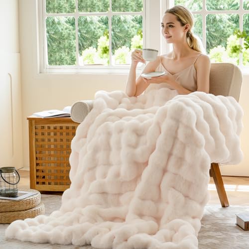 BENVWE Faux Fur Throw Blanket - Cozy 3D Bubble Soft Couch Blanket (51" x 63")