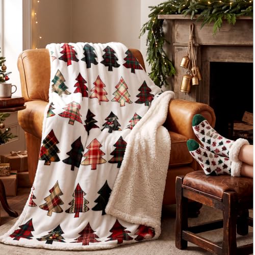 Lounsweer Christmas Sherpa Throw Blanket & Slipper Socks Vintage Tree Set