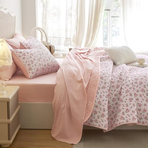 Wake In Cloud Pink Floral Quilt Set - Queen/Full Reversible Bedspread 3-Piece