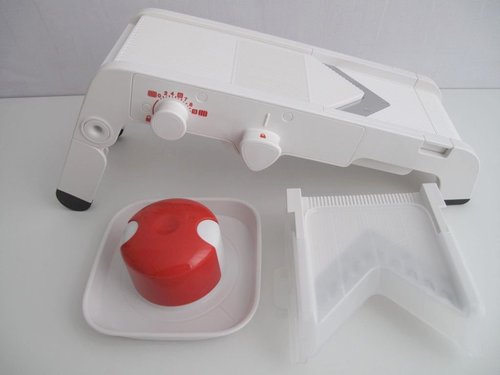 TUPPERWARE Chef Mando-Chef D202 Multi-Slicer Grater Mandolino Küchenenstar White/Red