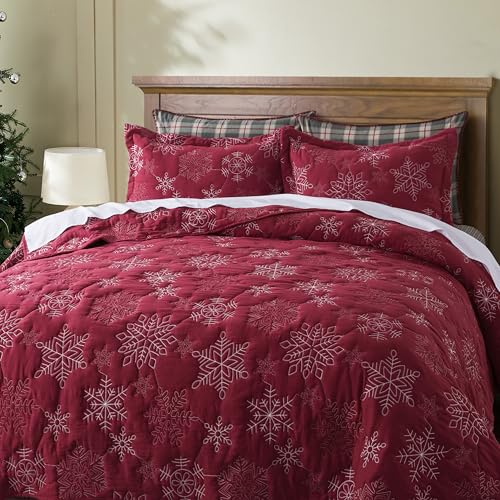 WDCOZY Snowflake Twin Size Christmas Quilt Bedspread with Pillow Shams - Holiday Red Lightweight Bed Coverlet for All Seasons Home Decor