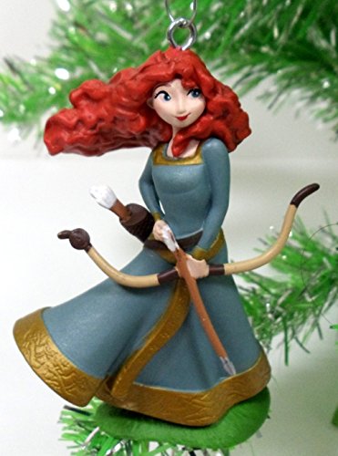 Princess Deluxe 12-Piece Christmas Ornament Set with Random Princesses – Shatterproof