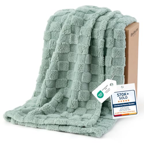 Bedsure Sage Green Checkered Fleece Throw Blanket 50x60