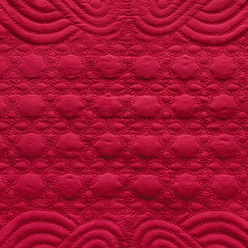 Loom and Mill Christmas Quilted Table Placemats Set of 6, 12x18 Inch, Rectangular Red