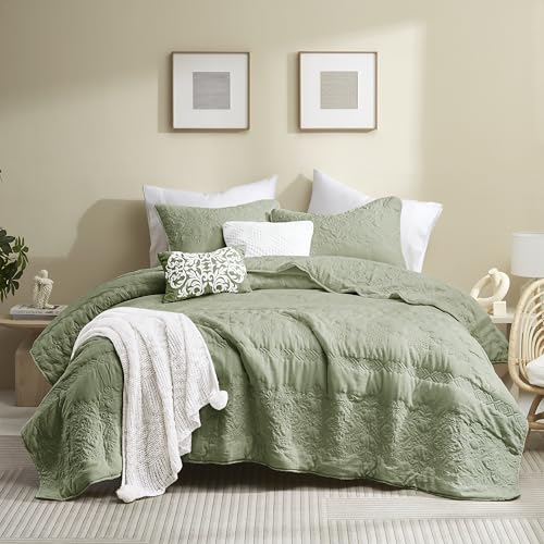 Sage Green Boho Quilt Set Queen Size - 3 Piece Floral Bedspread Coverlet