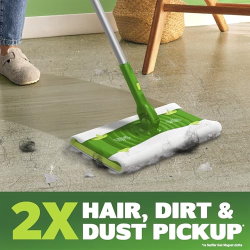 Swiffer Hair Magnet Deluxe Starter Kit with Collapsible Pole and Cloths
