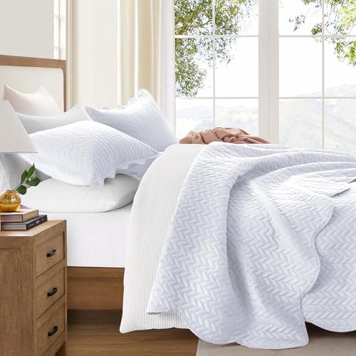 Imperial Rooms Twin Quilt Bedding Set - White Embossed Microfiber 10-Pack