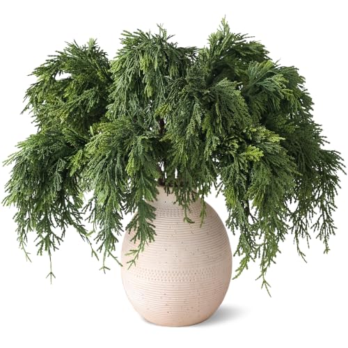 32Pcs 18in Lifelike Cedar Branches — Artificial Christmas Orchard Ferns, 32-Pack