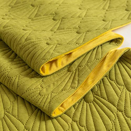 Quilted Fleece Bed Runner - Solid Color Modern Bed Scarf Protector