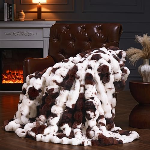 PLUUSHUU Soft Faux Fur Throw Blanket - Cozy 3D Bubble Cow Print (50x60")